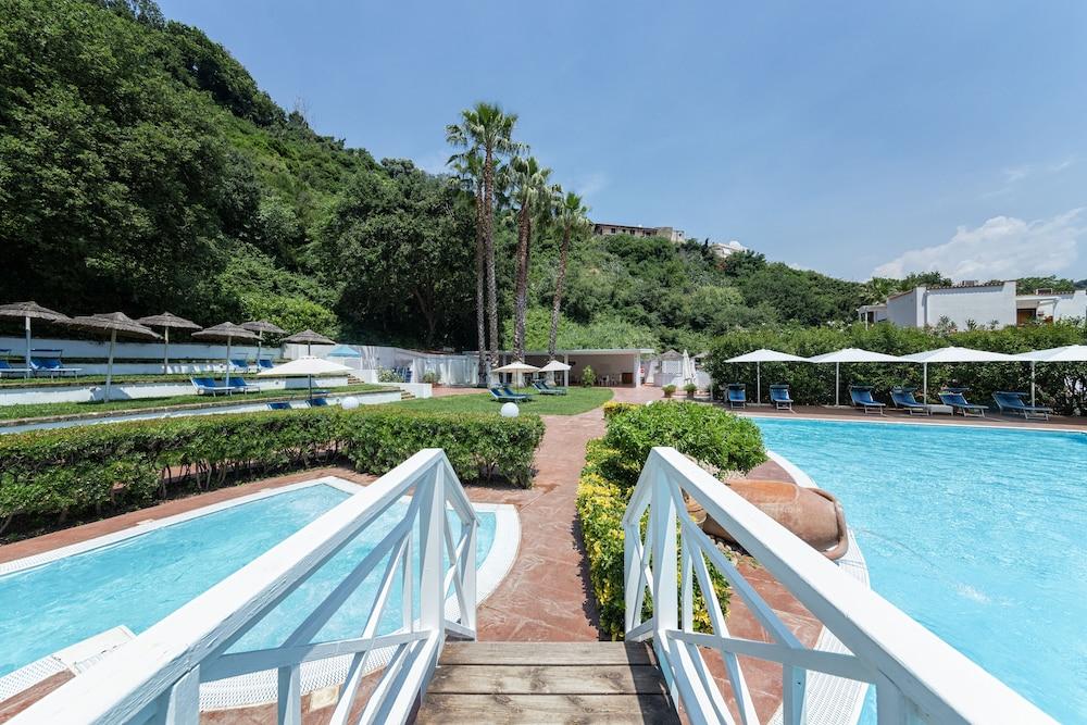 Agave Hotel Pozzuoli Buitenkant foto